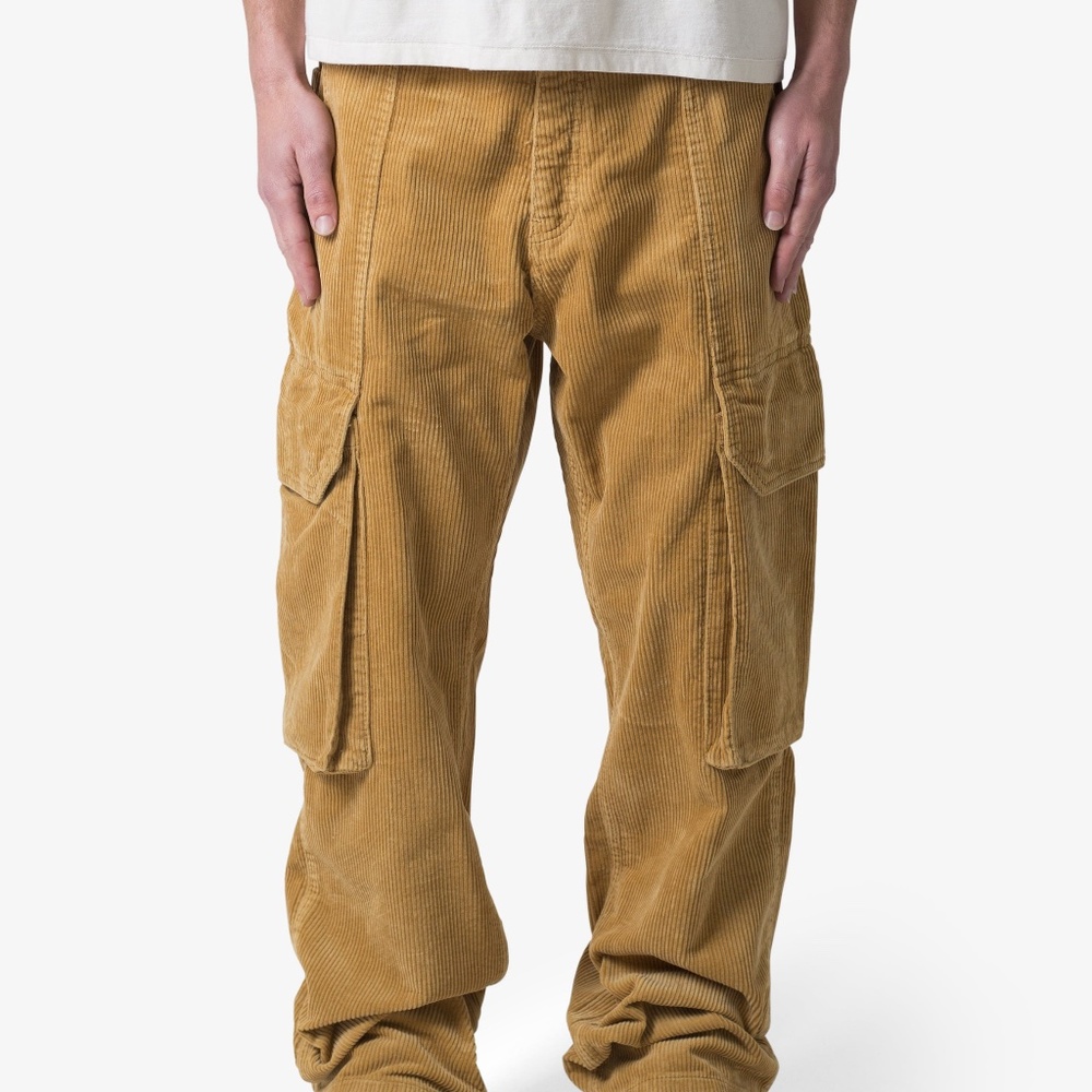 mnml Ultra Baggy Corduroy Cargo Pants - Khaki Size 38Khaki / 38